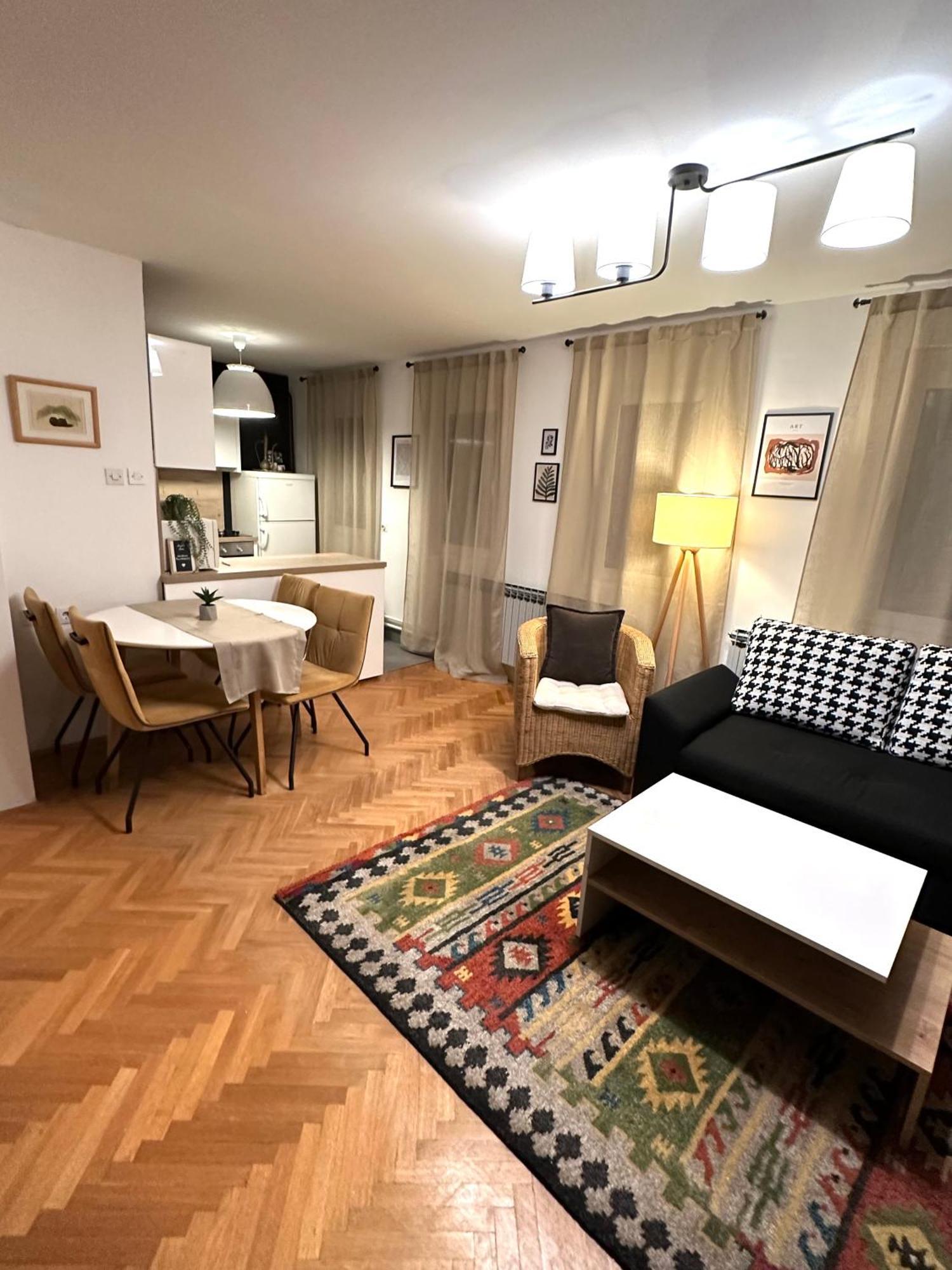 Layla'S Home Free Parking Сараево Экстерьер фото
