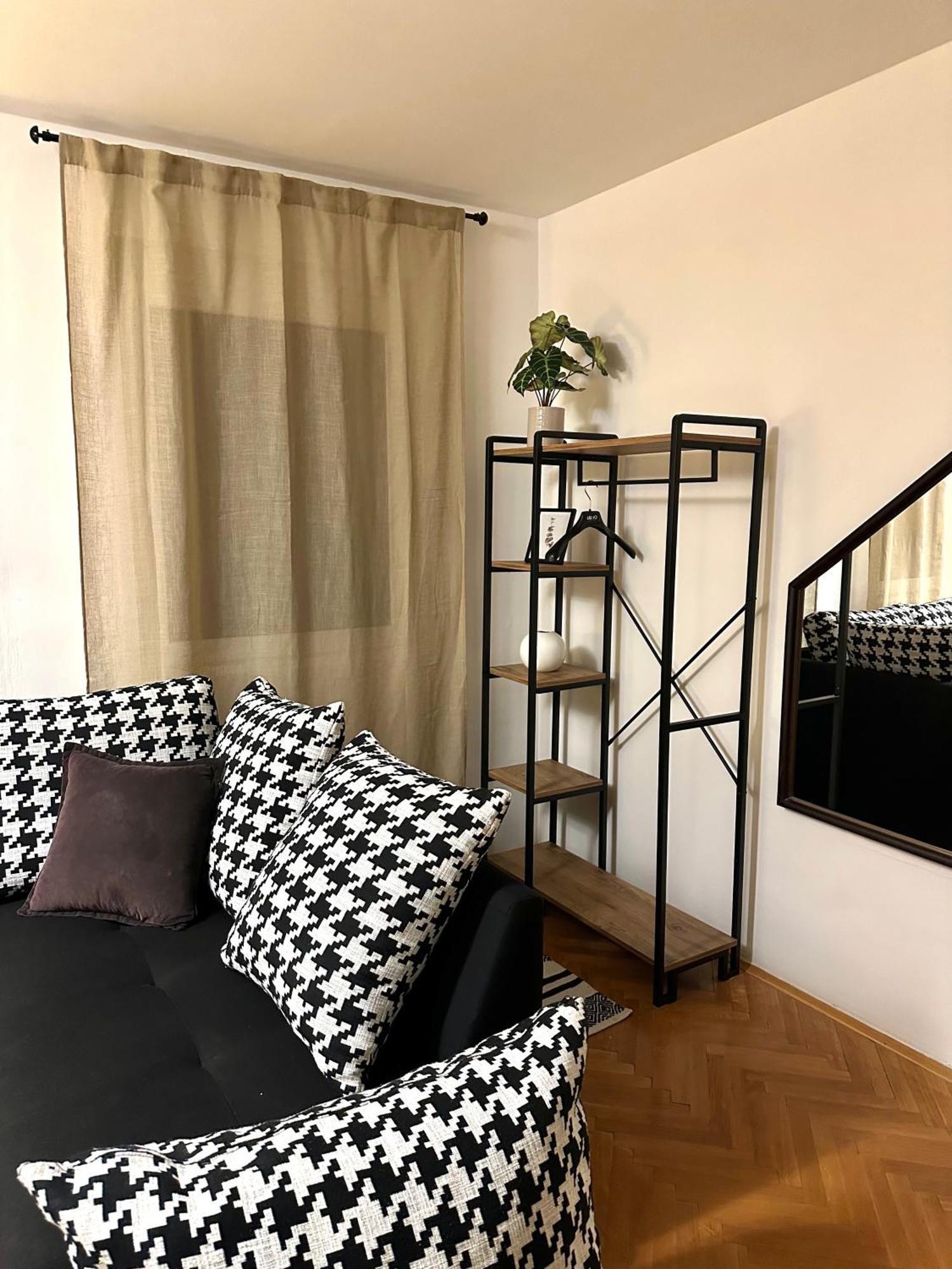 Layla'S Home Free Parking Сараево Экстерьер фото